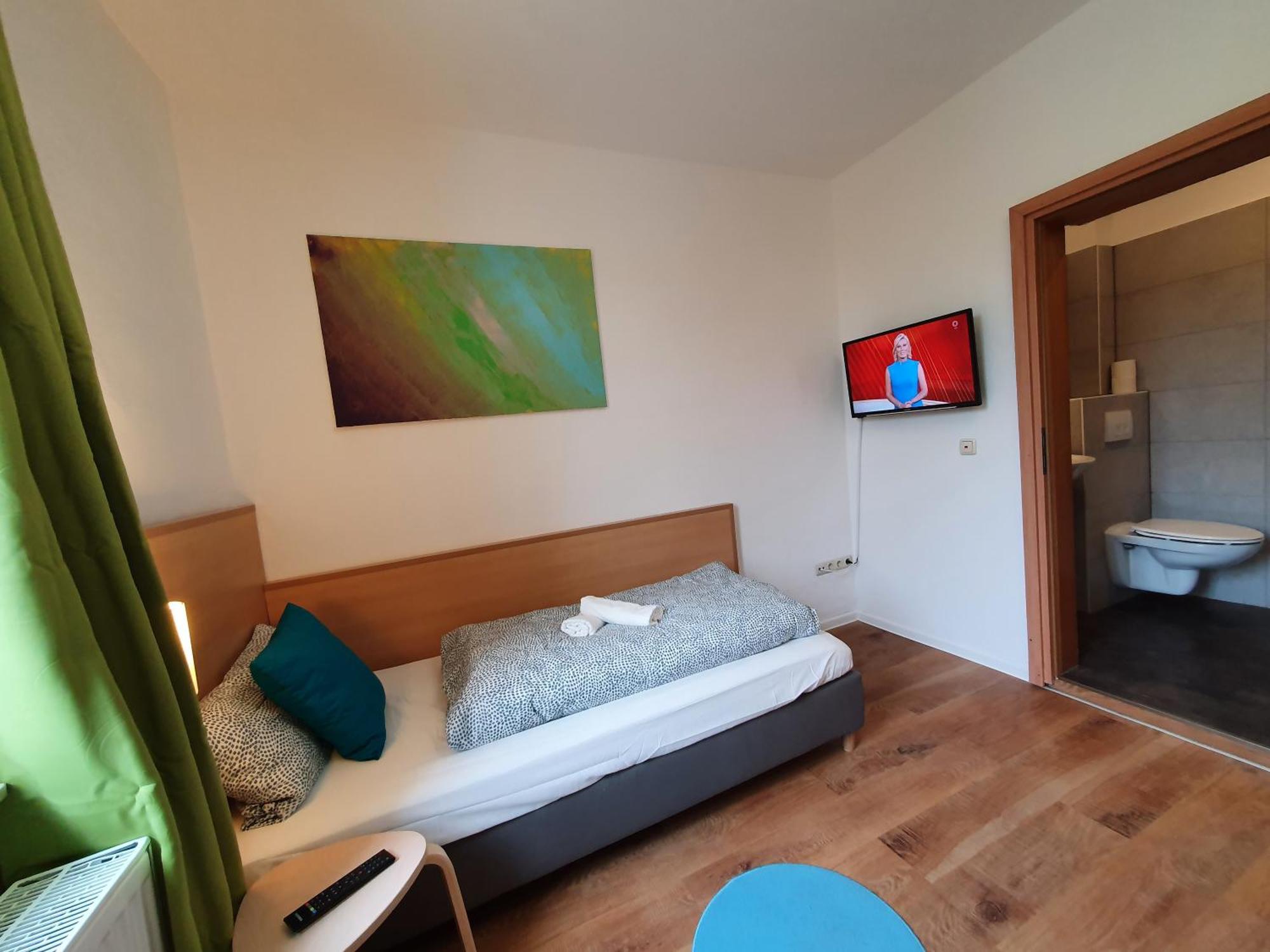 Garni Hotel Biebertal Am Milseburgradweg Hofbieber Ruang foto